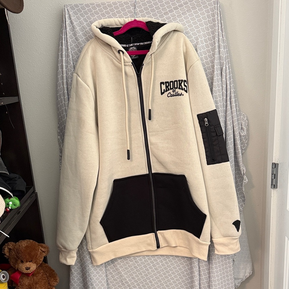 Crooks & Castles Men's Cream Zip Hoodie with Black Pocket